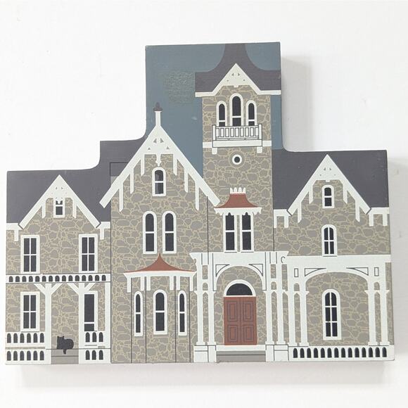 Cat’s Meow Village Haunted House Loch Aerie Mansion | 1992 Shelf Sitter | Signed - Picture 4 of 7